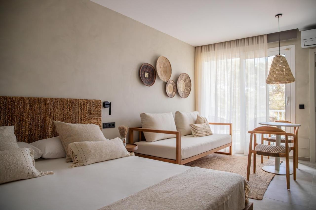 Apartamentos Top Secret Prestige Es Pujols - Formentera Vacaciones Eksteriør billede